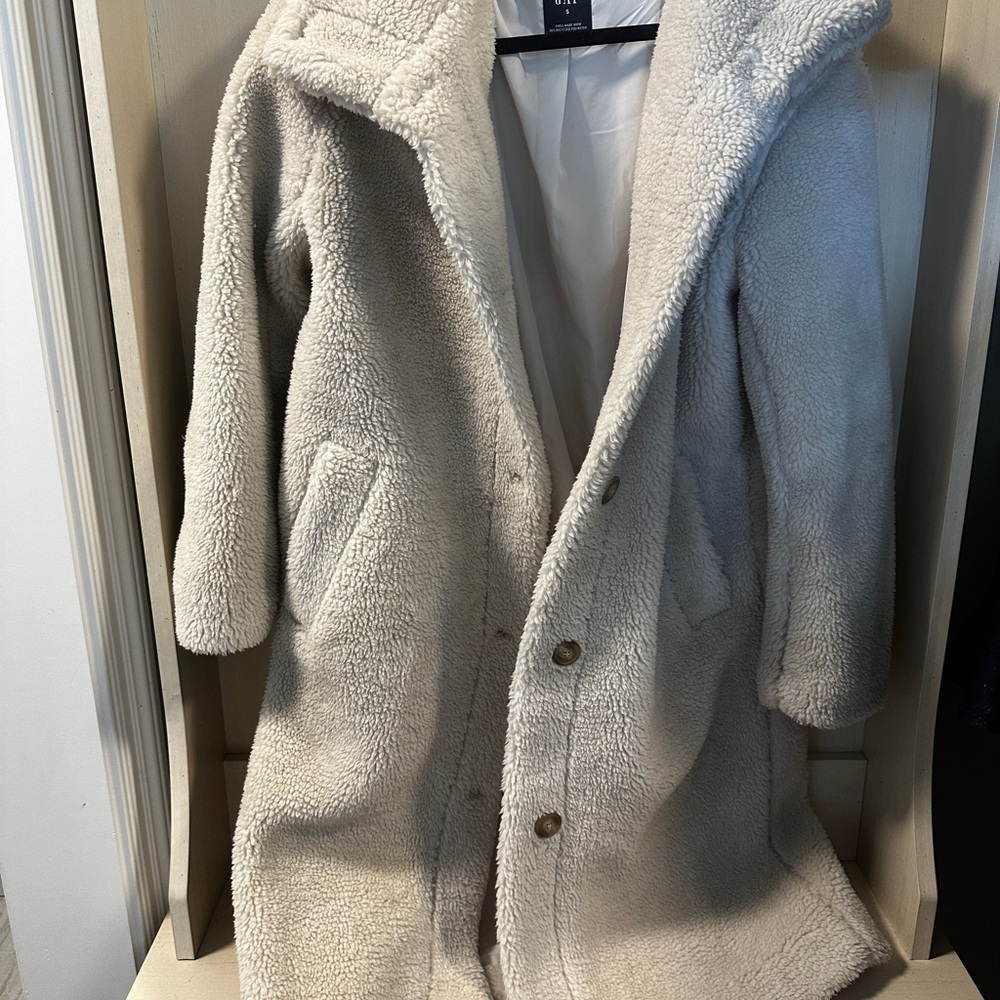 GAP Soft White Sherpa Jacket